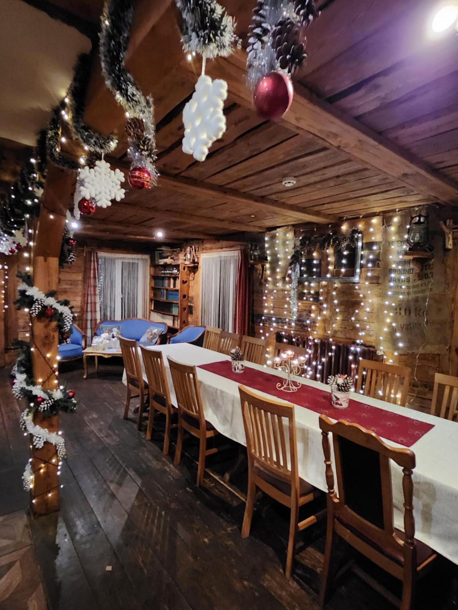 Atomi Villa Aucugals Стая снимка