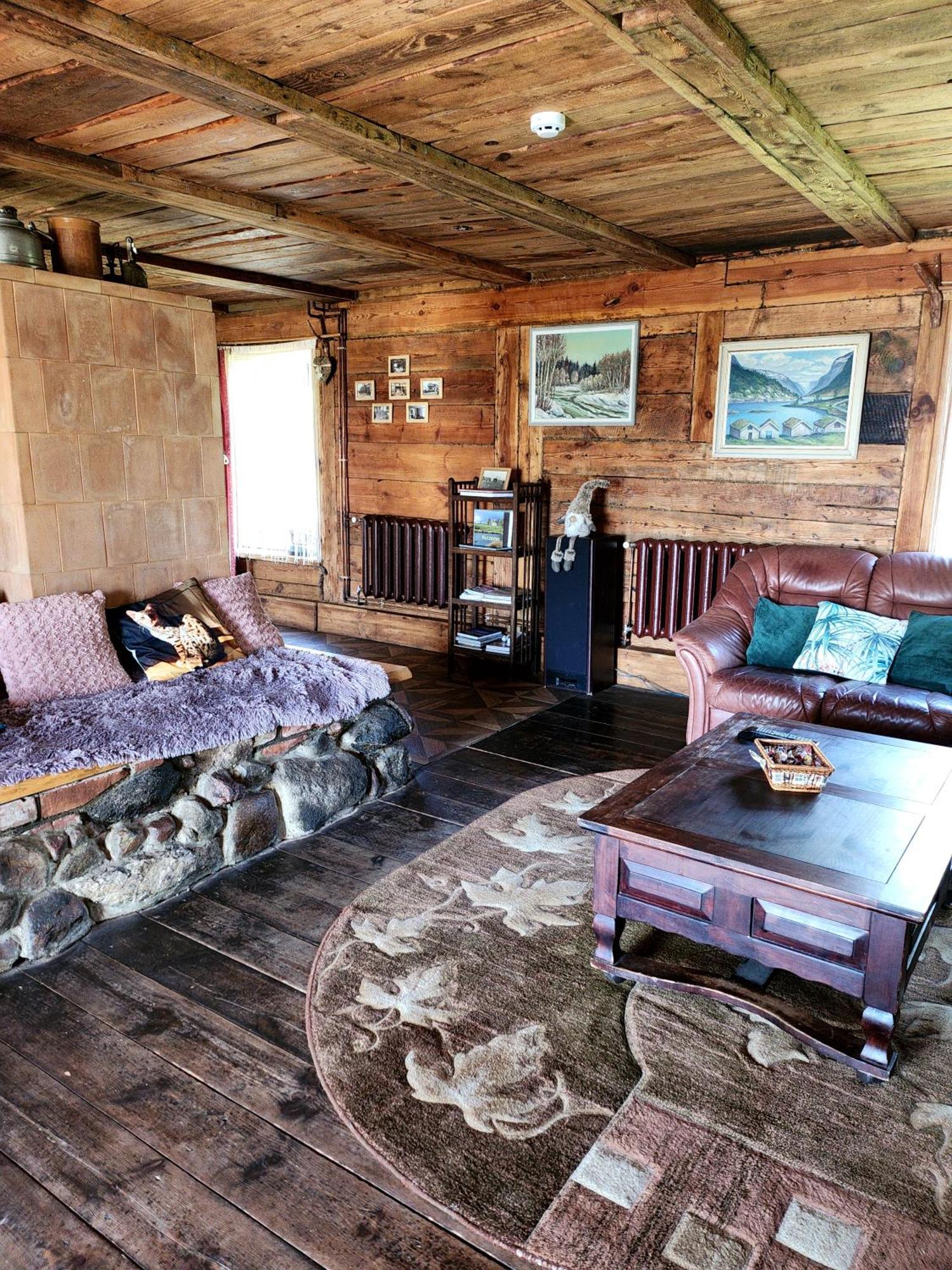 Atomi Villa Aucugals Стая снимка