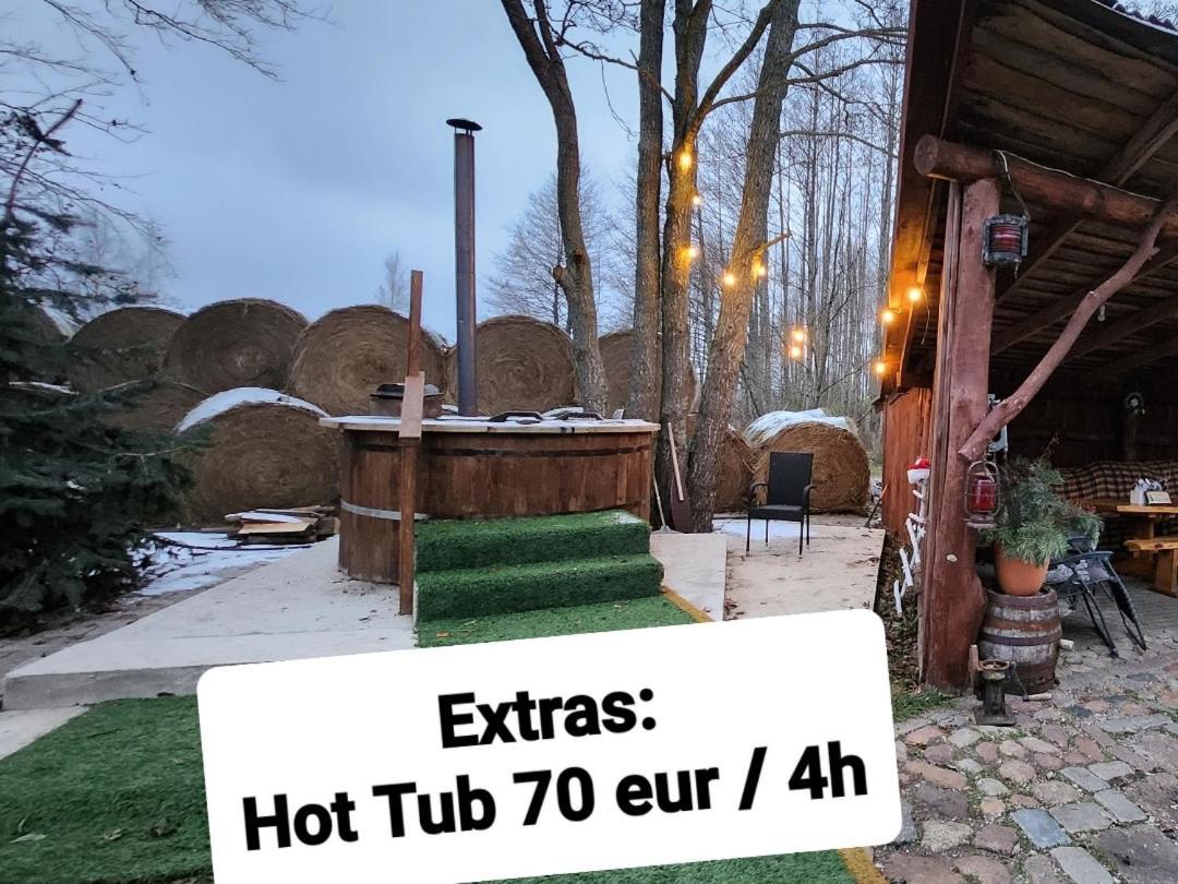Atomi Villa Aucugals Стая снимка